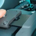 Extracción del aro en el acelerador electrónico D906GVQR