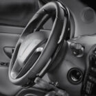 Sistema de aceleración elecctrónica 916r ghost instalado en volante de forma casi invisible