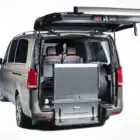 Maletero abierto del Mercedes Clase V con rebaje de suelo