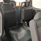 Vista interior del Ford Connect L1/L2 con rebaje de suelo