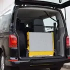 Rebaje de suelo para Volkswagen T5/T6 con la rampa plegada