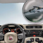 Micrófono usado en el sistema de conducción de vehículos con comandos de voz