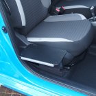 Tabla de transferencia en coche azul