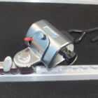 Sistema retención y anclaje de sillas de ruedas dentro de vehículo