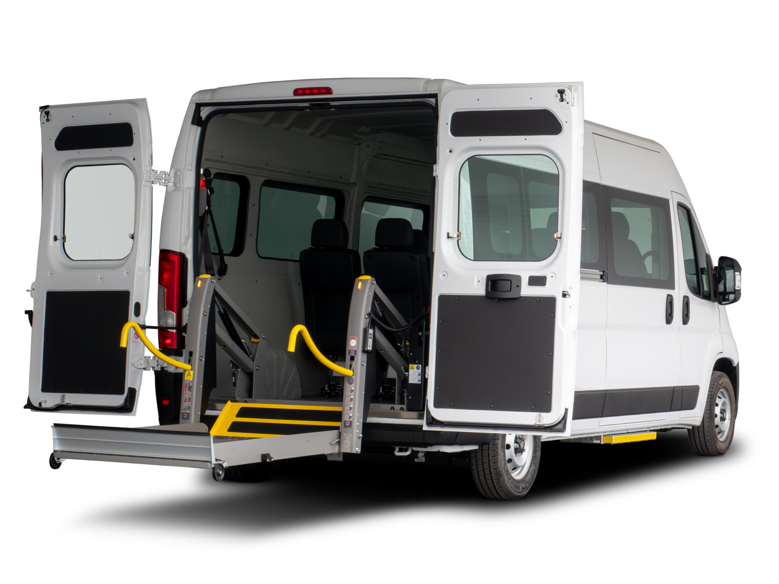 FIAT_DUCATO_022-1-scaled Fiat Ducato PMR con Smartfloor y elevadora