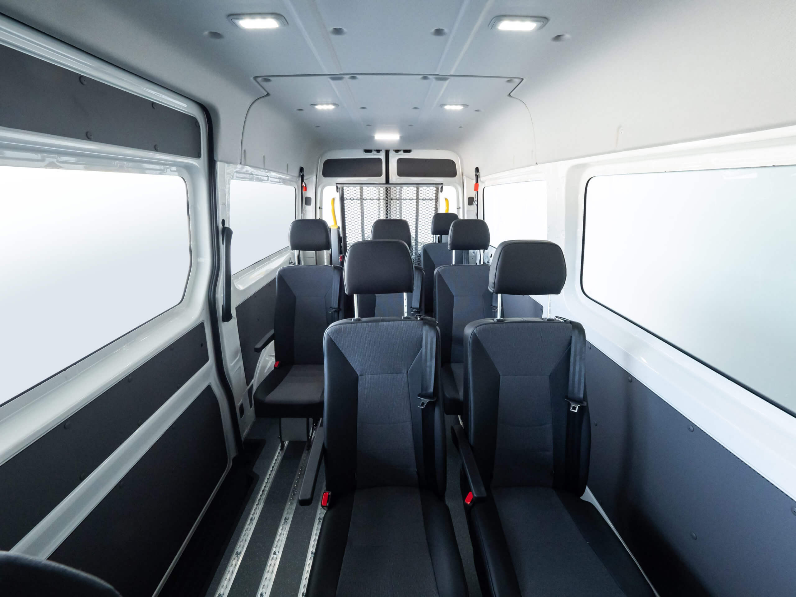 volkswagen-crafter-accesible Volkswagen Crafter Accesible PMR para empresas, ONG y Obra Social