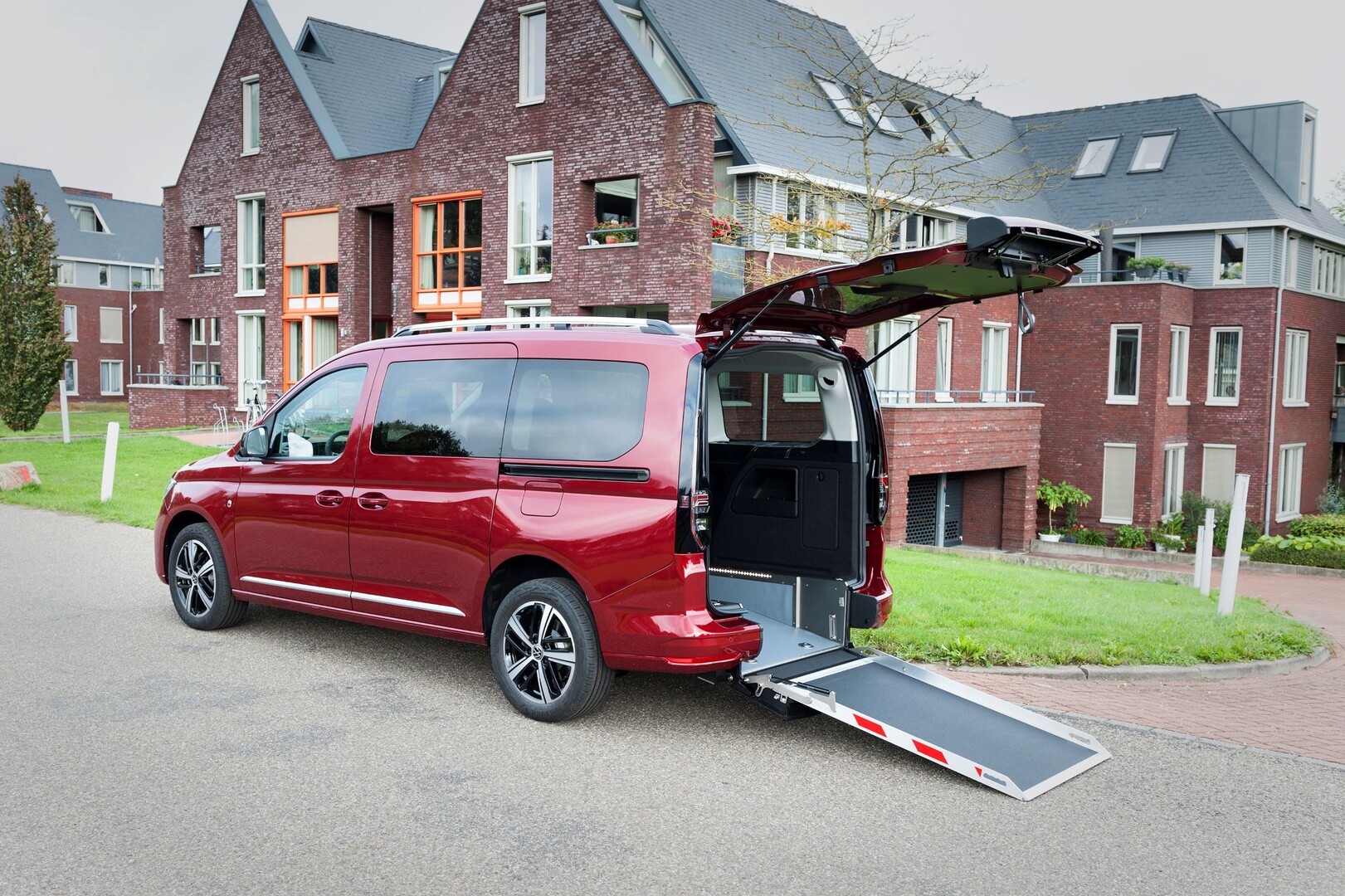 caddy-maxi-accesible-pmr-taxi-vtc (3) VW Caddy Maxi accesible PMR para TAXI - VTC