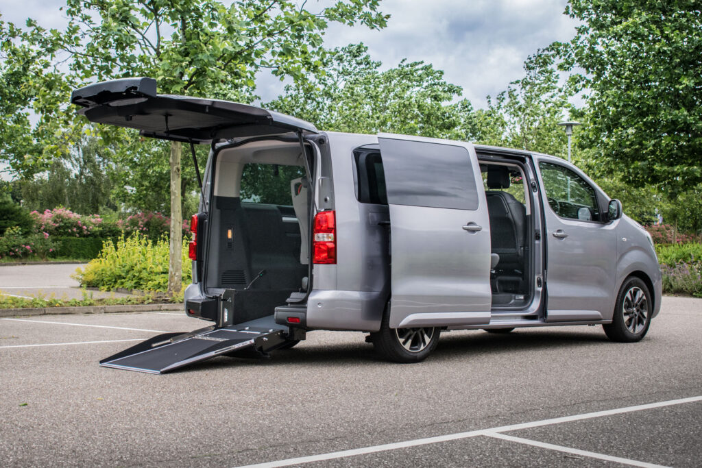 citroen-e-spacetourer-eurotaxi-vtc-accesible-pmr (2) Citroen e-SpaceTourer Adaptada para TAXI o VTC PMR