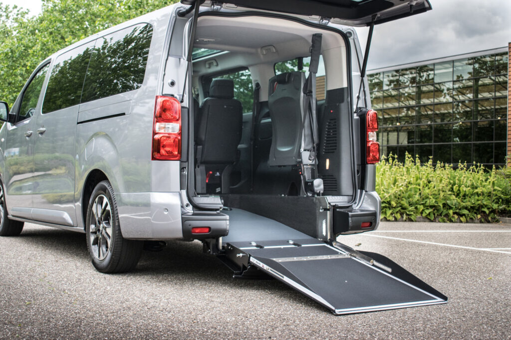 citroen-e-spacetourer-eurotaxi-vtc-accesible-pmr (3) Citroen e-SpaceTourer Adaptada para TAXI o VTC PMR