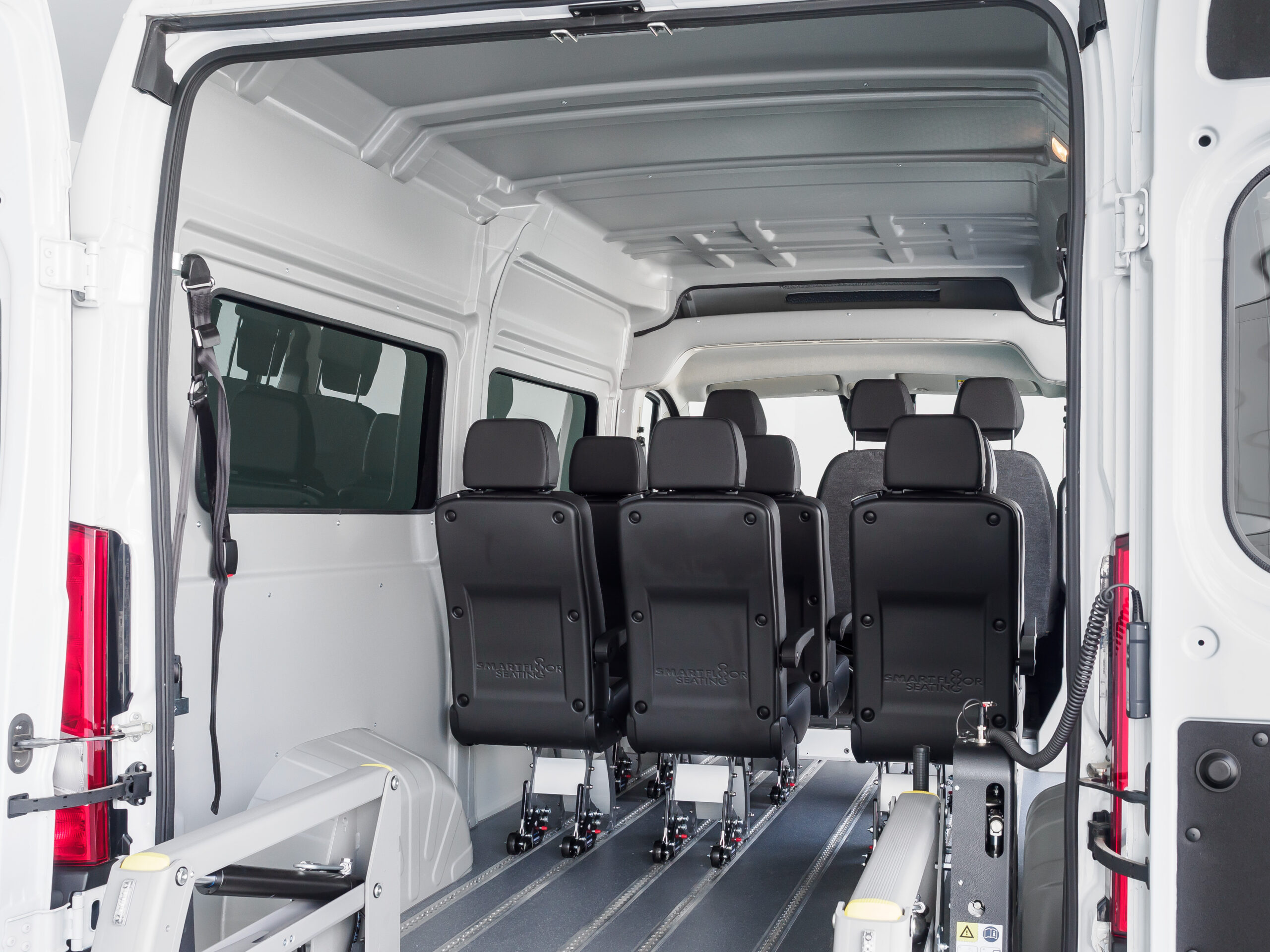 citroen-jumper-adaptada-pmr-empresas (4) Citroën Jumper PMR – Smartfloor y elevadora