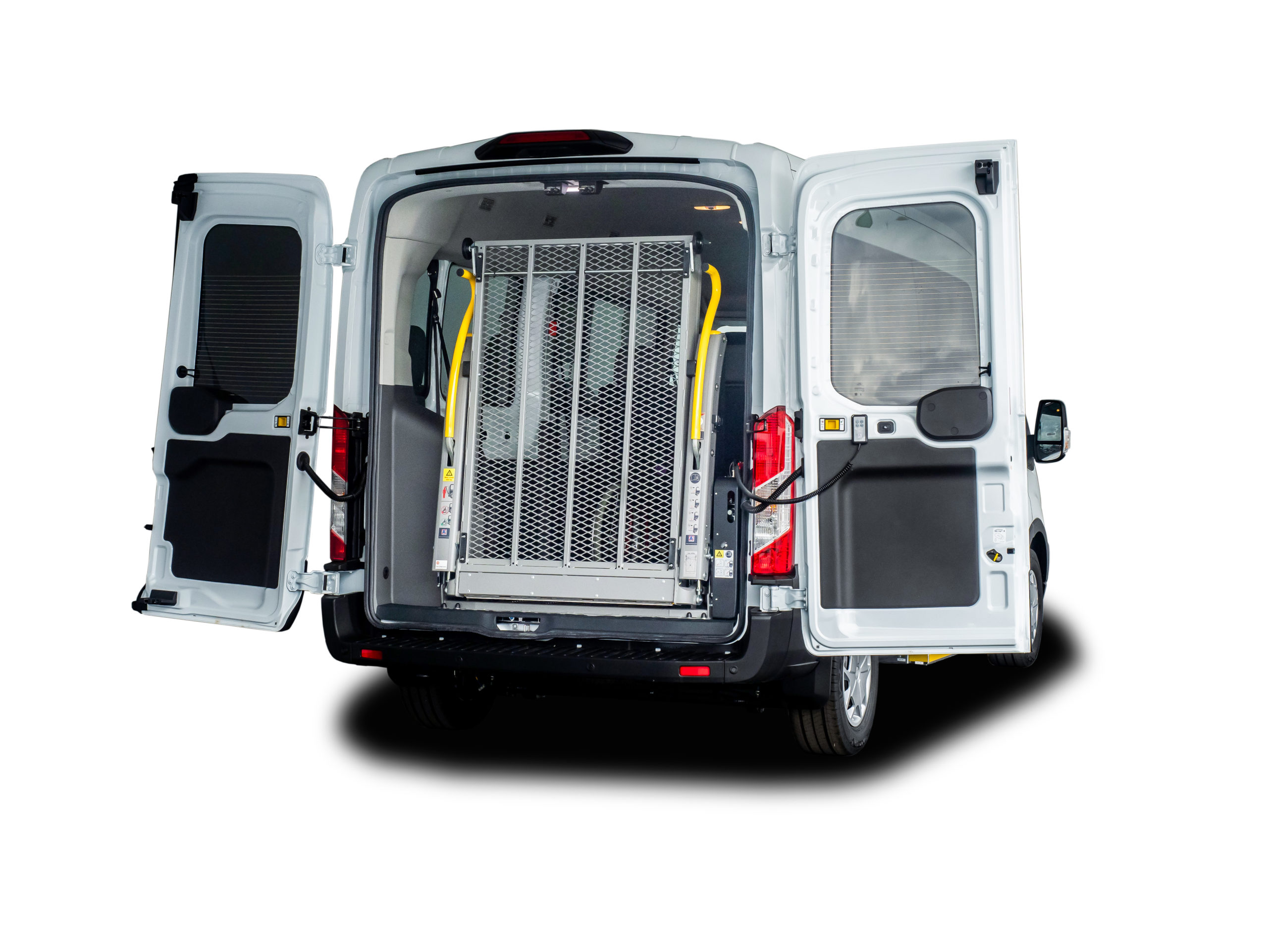 Ford E-Transit Kombi Accesible para empresas y obra social