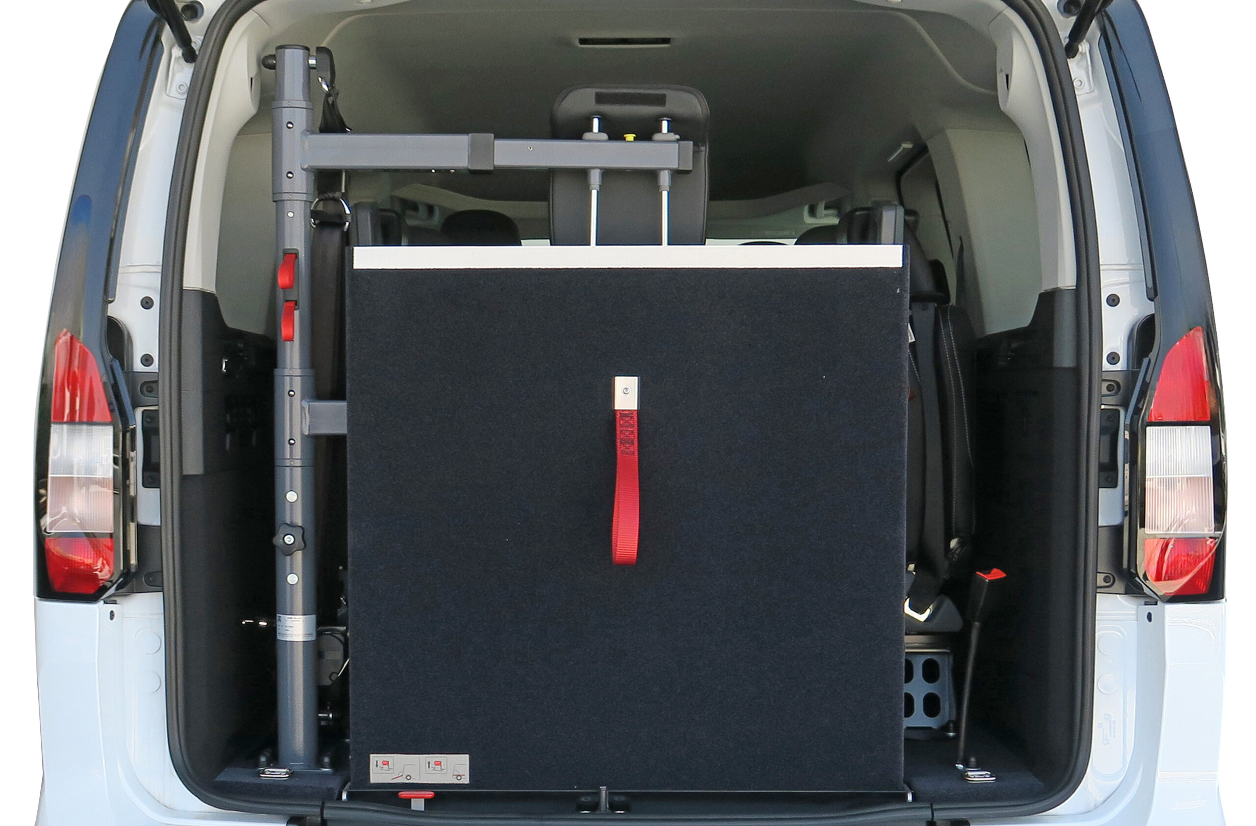 ford-grand-tourneo-eurotavi-vtc-pmr-accesible (10)
