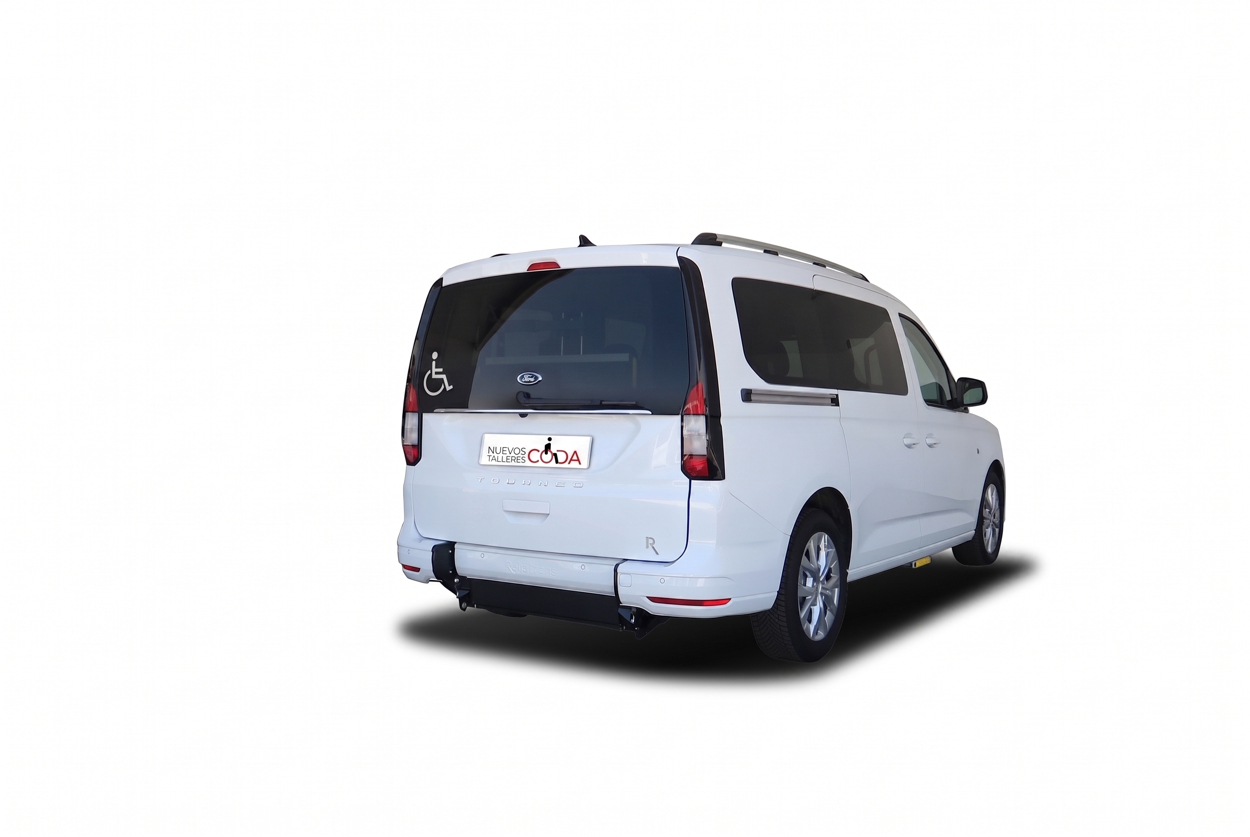ford-grand-tourneo-eurotavi-vtc-pmr-accesible (4) Ford Grand Tourneo Accesible PMR para EUROTAXI o VTC
