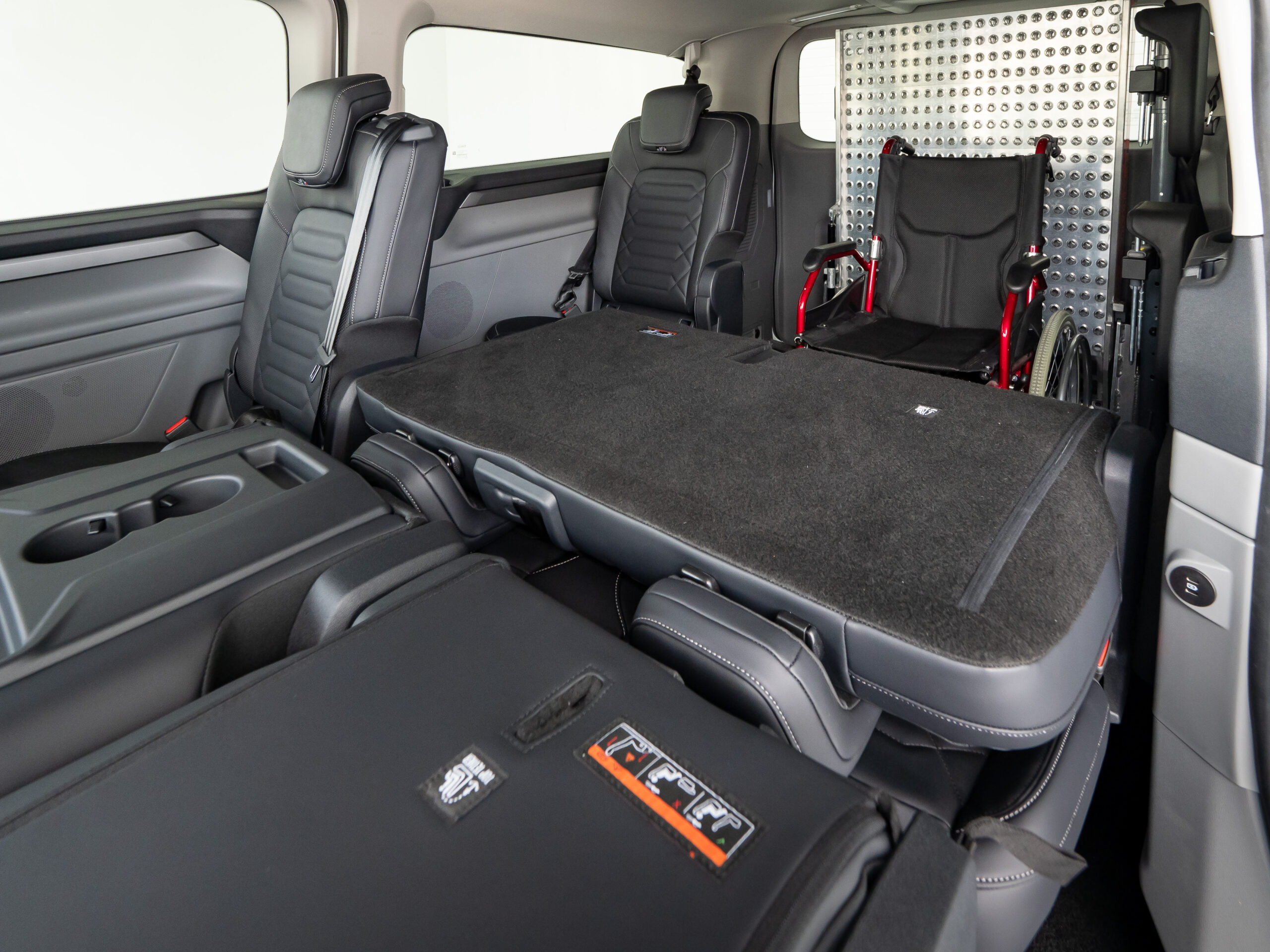 OLYMPUS DIGITAL CAMERA Ford Tourneo Custom adaptado para TAXI - VTC accesible PMR