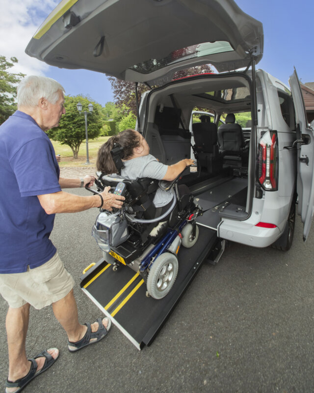 ford-tourneo-custom-adaptado-taxi-vtc-pmr (15) Ford Tourneo Custom adaptado para TAXI - VTC accesible PMR