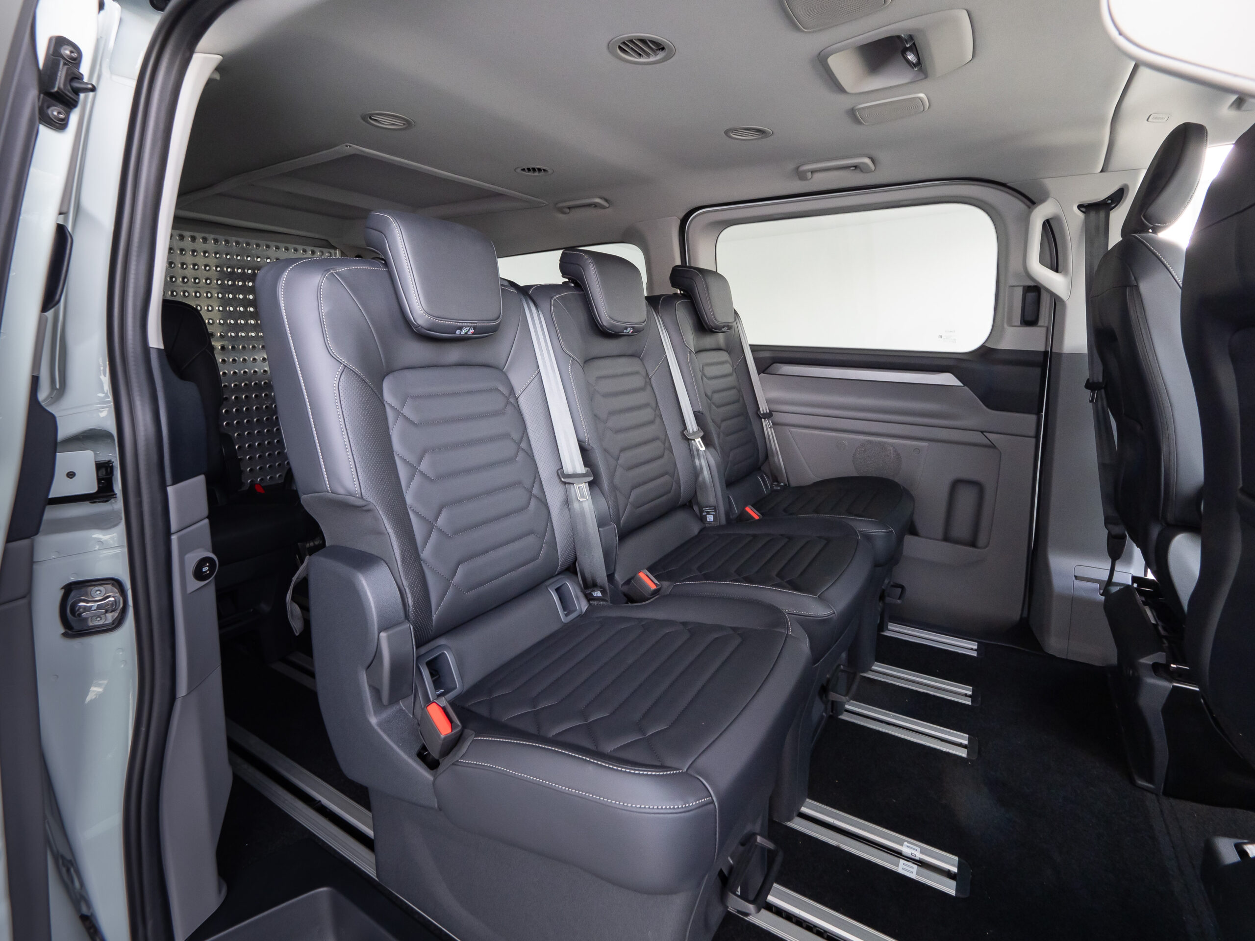 OLYMPUS DIGITAL CAMERA Ford Tourneo Custom adaptado para TAXI - VTC accesible PMR
