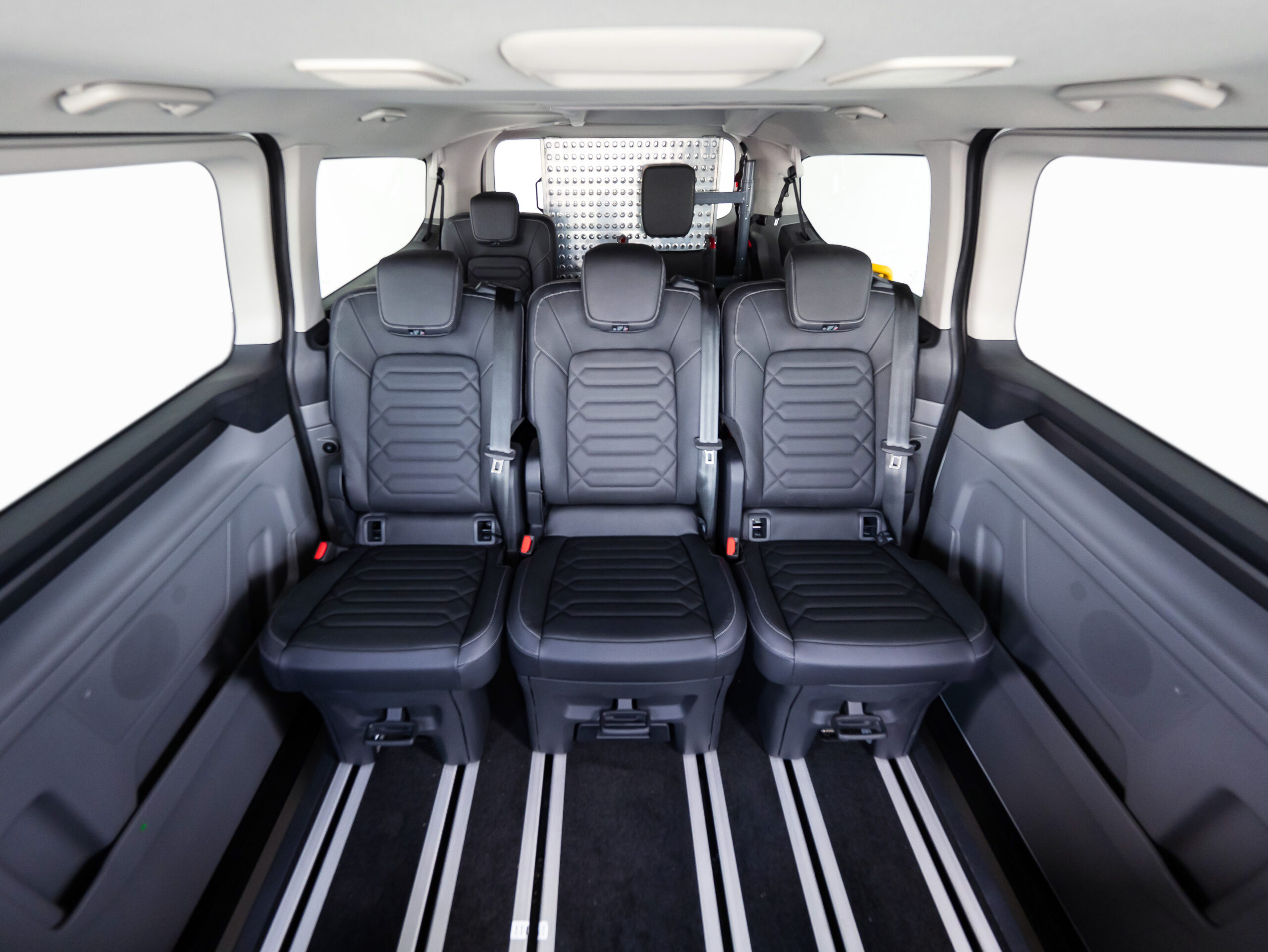 OLYMPUS DIGITAL CAMERA Ford Tourneo Custom adaptado para TAXI - VTC accesible PMR