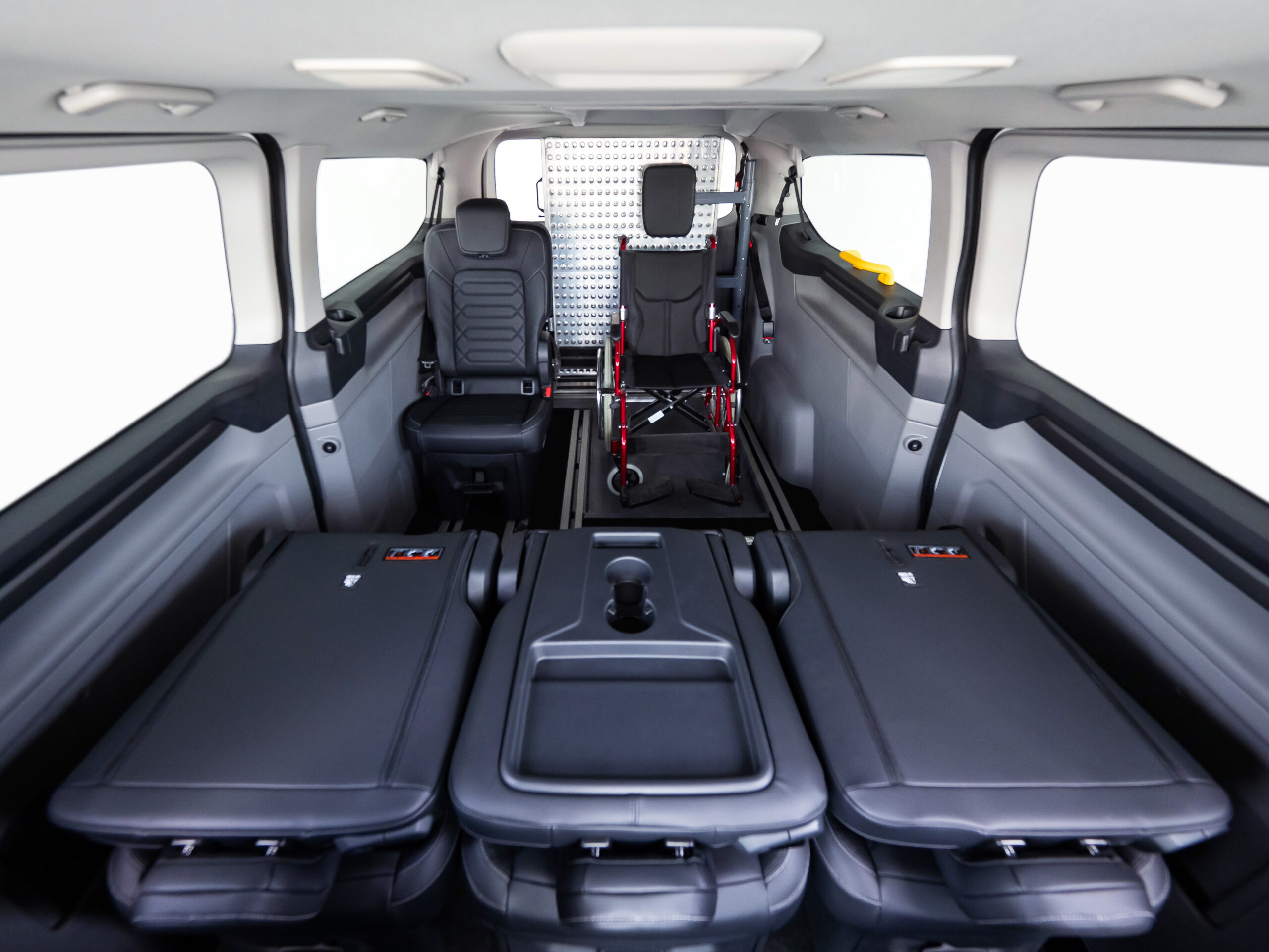 OLYMPUS DIGITAL CAMERA Ford Tourneo Custom adaptado para TAXI - VTC accesible PMR