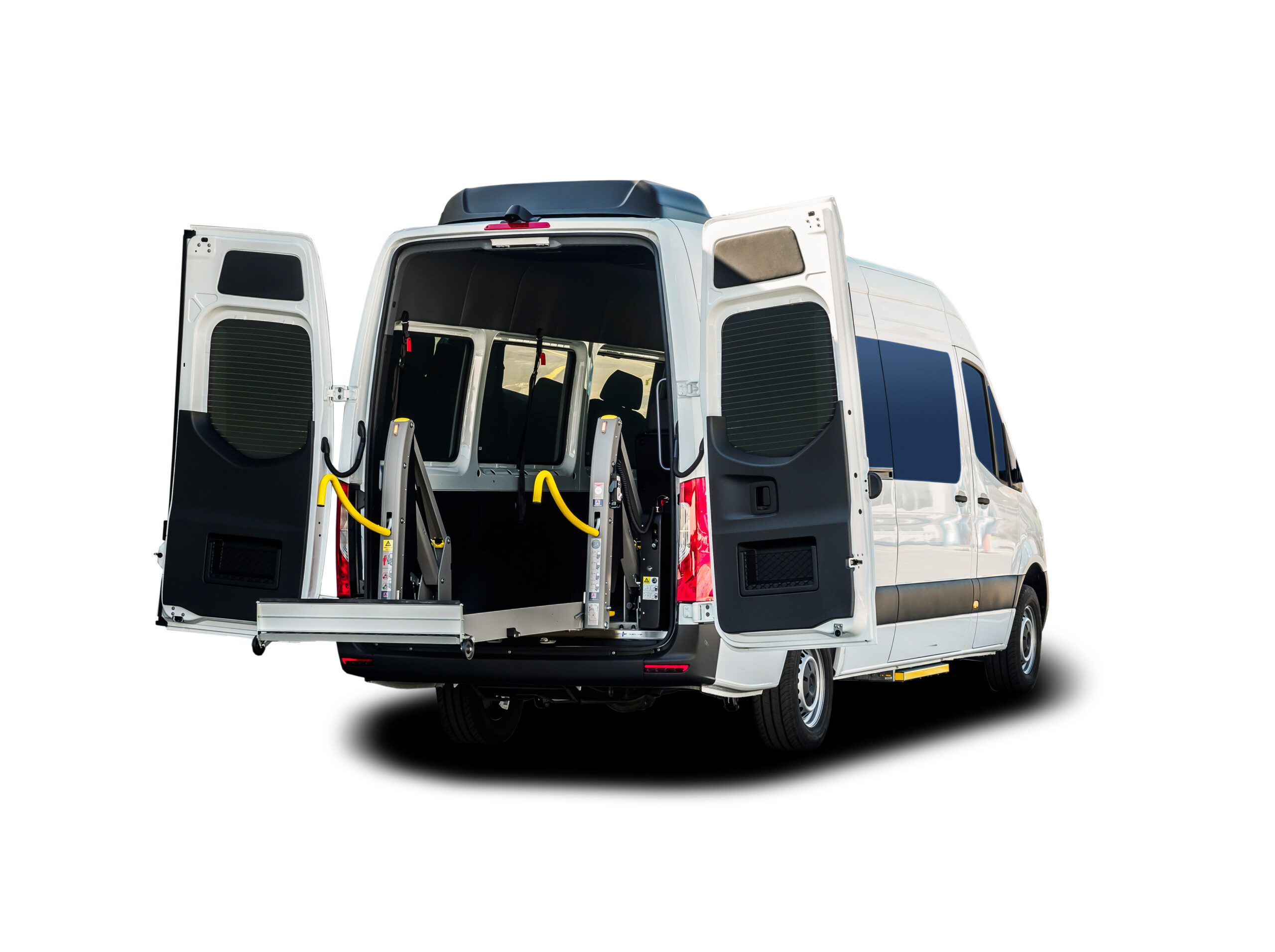 mercedes-sprinter-adaptada-pmr-empresas (4) Mercedes-Benz Sprinter adaptada PMR para Obra Social