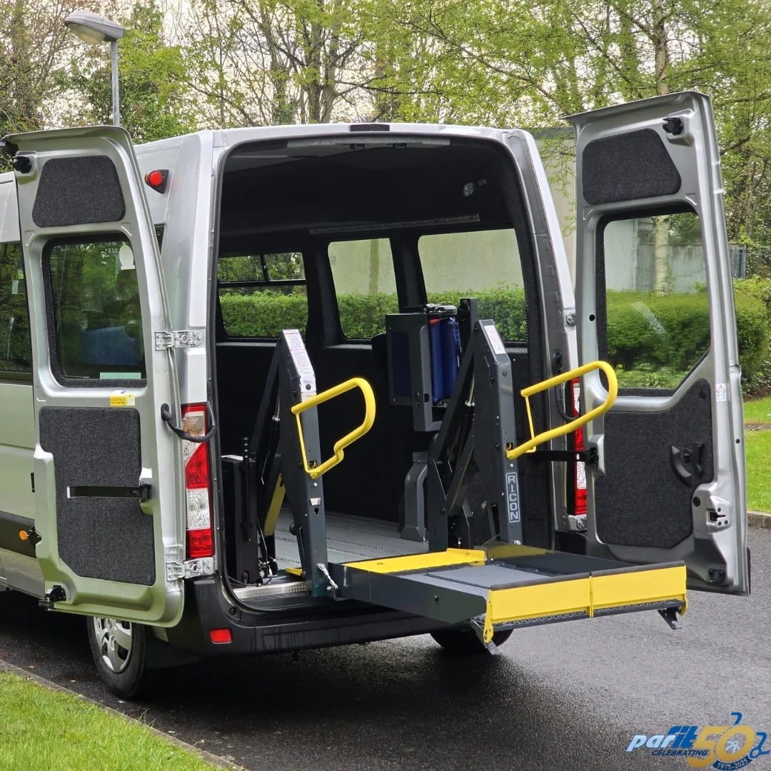 Nissan Interstar adaptada PMR para empresas y obra social