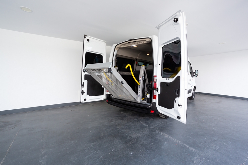 opel-movano-accesible-pmr (18) Opel Movano Accesible PMR con Smartfloor y elevadora para empresa