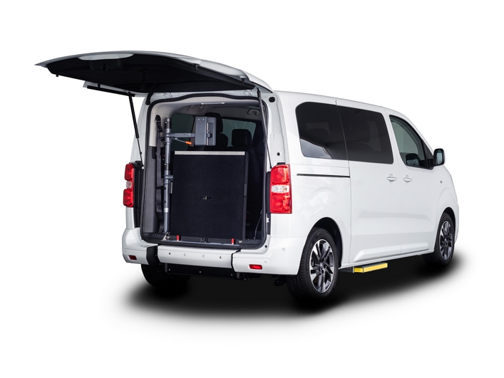 OLYMPUS DIGITAL CAMERA Opel Zafira Life accesible para TAXI - VTC PMR