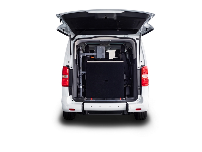 OLYMPUS DIGITAL CAMERA Opel Zafira Life accesible para TAXI - VTC PMR