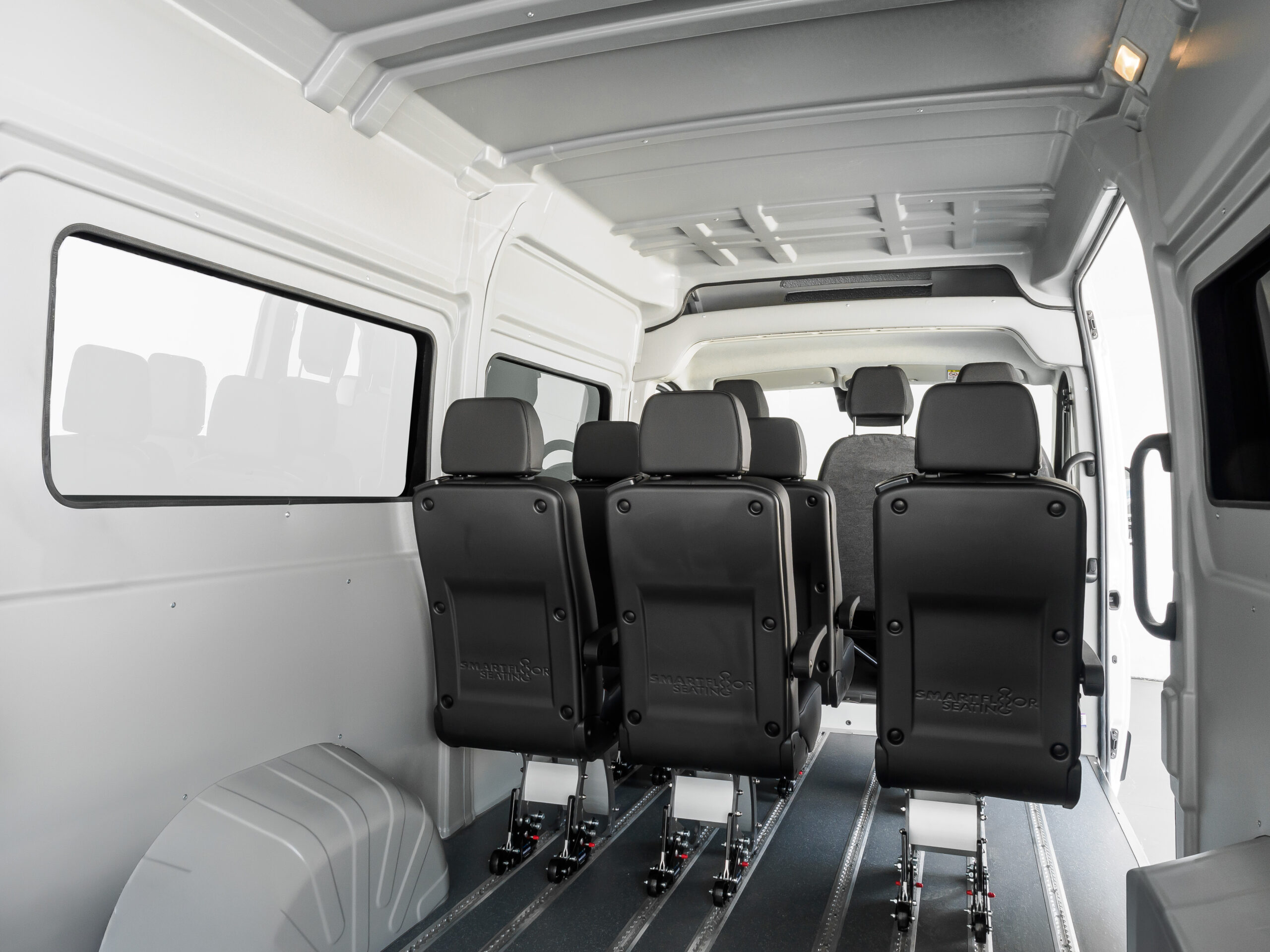 peugeot-boxer-kombi-adaptado-pmr (7) Peugeot Boxer Kombi Accesible PMR para empresas y obra social