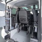 OLYMPUS DIGITAL CAMERA Peugeot e-Traveller accesible PMR para TAXI/VTC