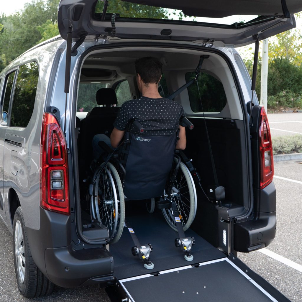 Peugeot Rifter Long accesible PMR para TAXI y VTC
