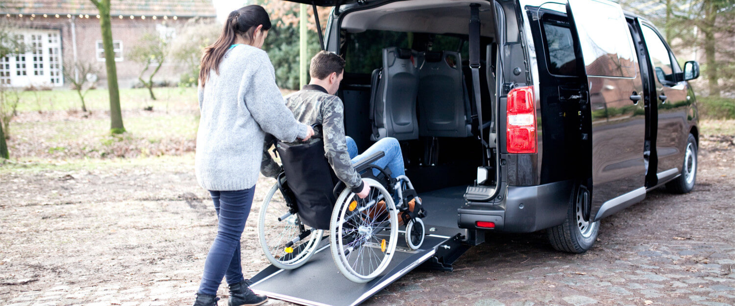 peugeot-traveller-accesible-pmr-taxi-vtc (11) Peugeot Traveller accesible PMR para TAXI y VTC